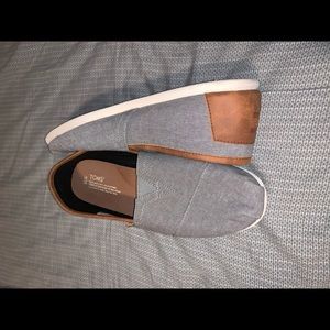 Discounted Toms